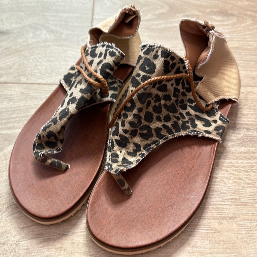 Flat Sandals